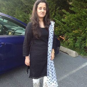 Meet your Posher, Fakiha